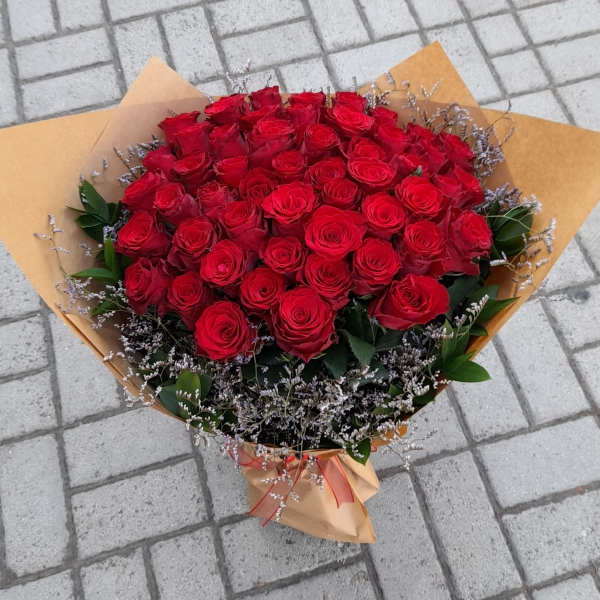  Antalya Çiçek 71 li gül buketi